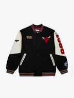 Campera Black Chicago Bulls Team History Vintage Logo Full-Snap Varsity Jacket