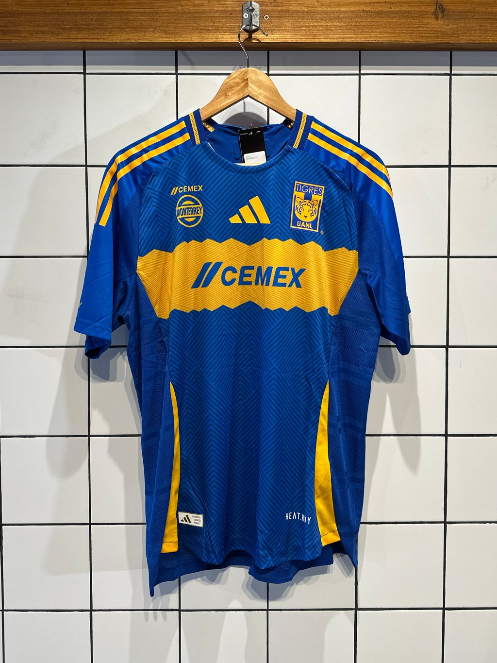(Jugador) Camiseta Original Adidas Tigres de México visitante 24/25