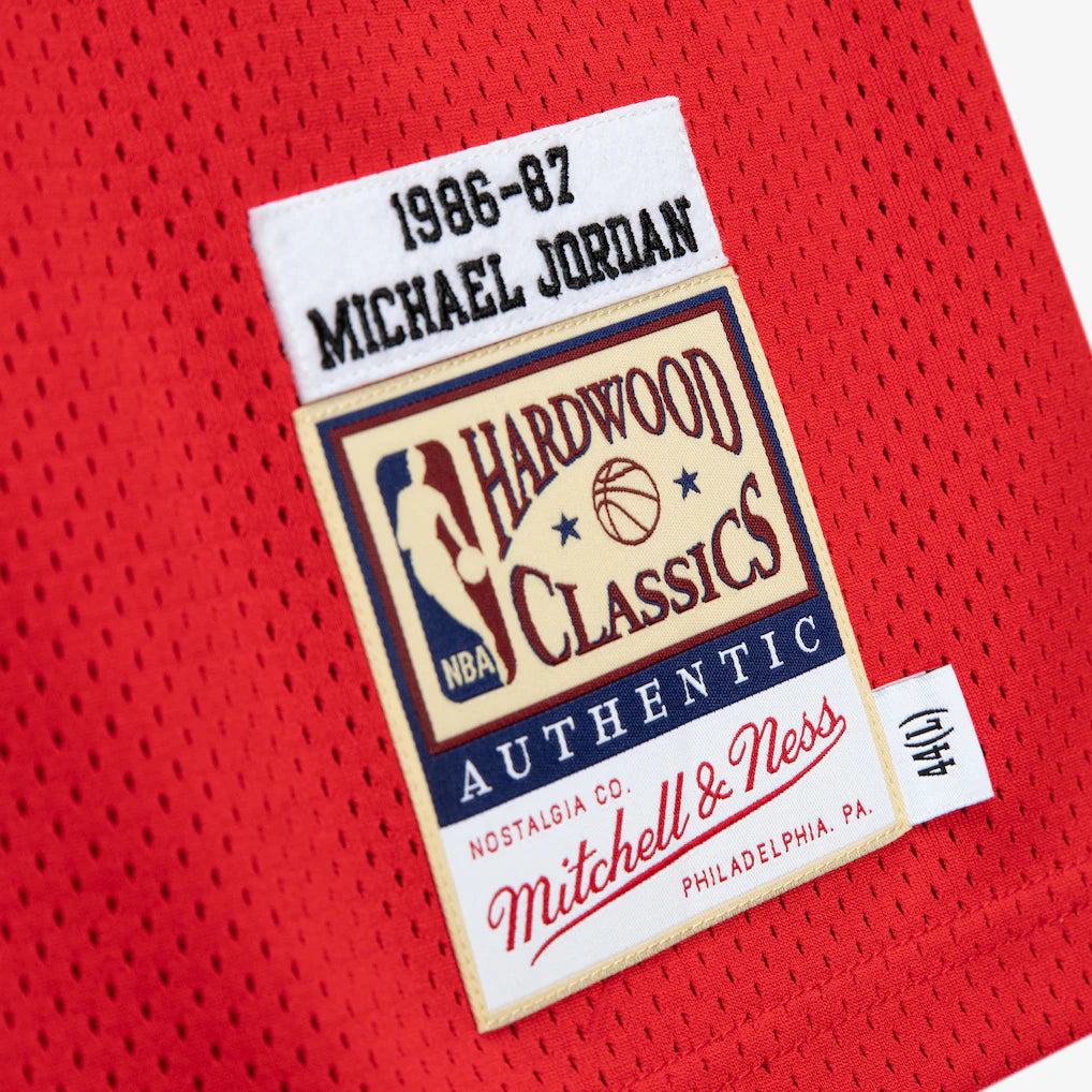 Camiseta auténtica de Michael Jordan de los Chicago Bulls de la temporada 1986-87