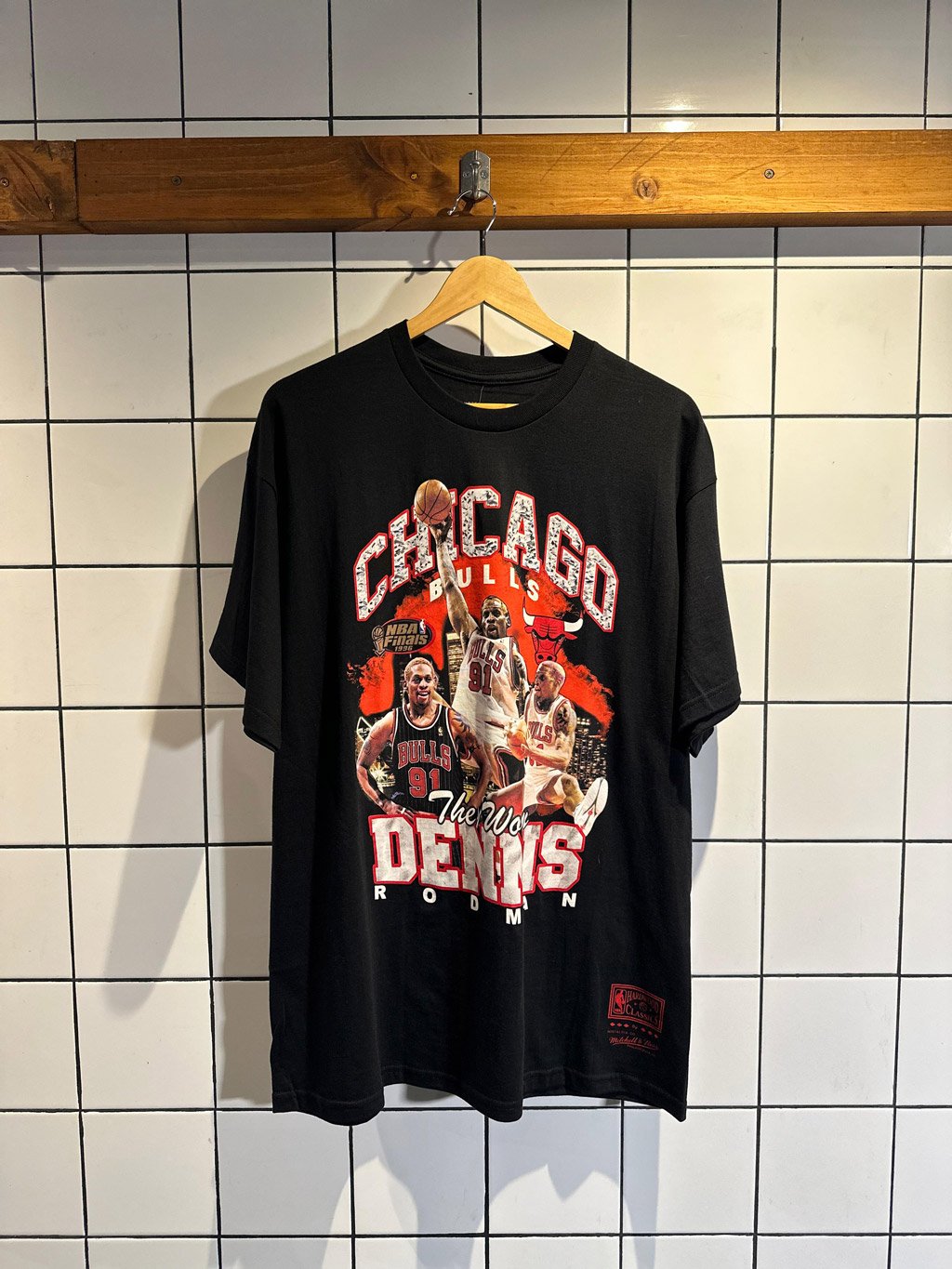 Remera Dennis Rodman Chicago Bulls Hardwood Classics Bling Concert Player
